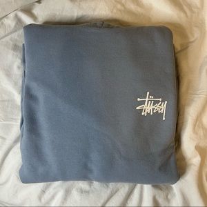 BASIC STUSSY LOGO HOODIE IN BLUE
